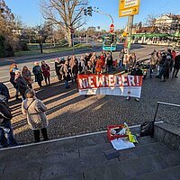 „Nie wieder!“ – St. Hildegard setzt ein Zeichen für Demokratie